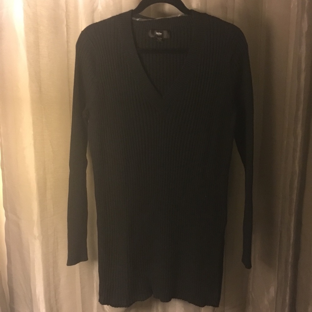 🌻Long Sleeve V-Neck Tunic